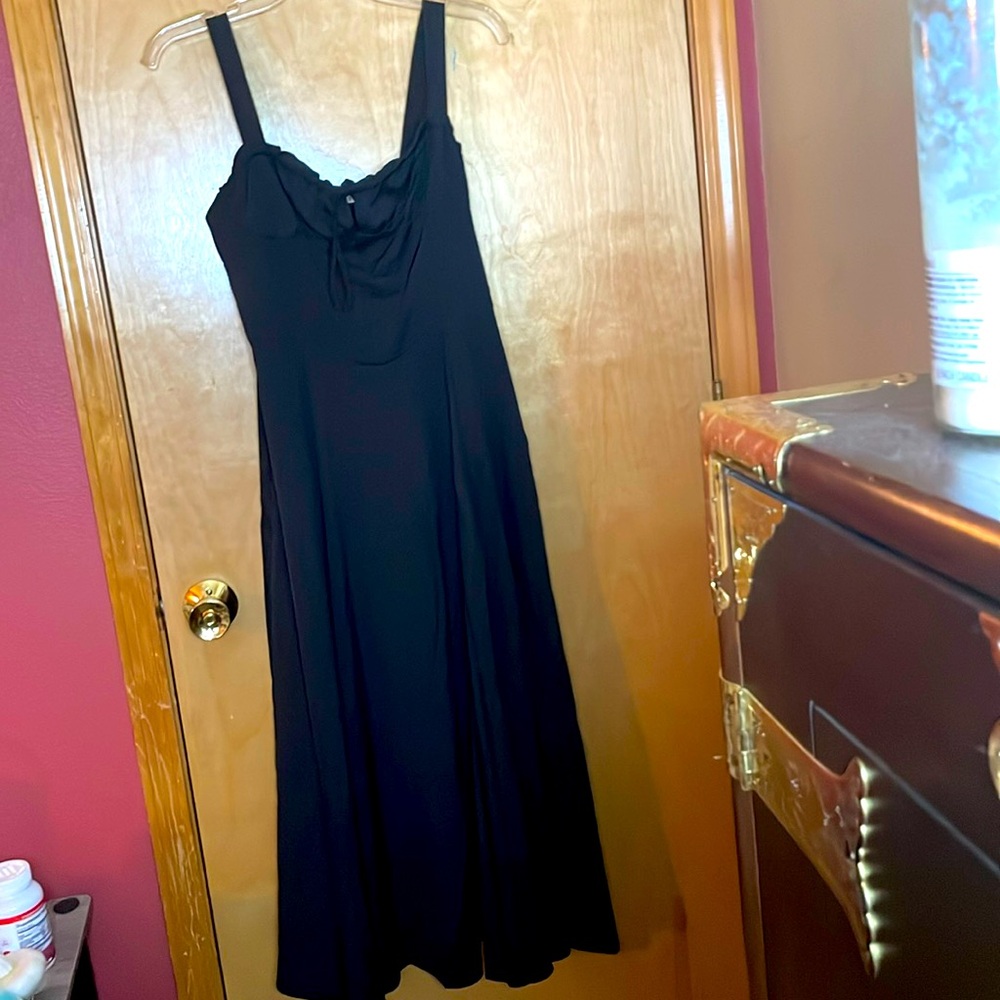 Amazon Black dress long with slit on side zip closure